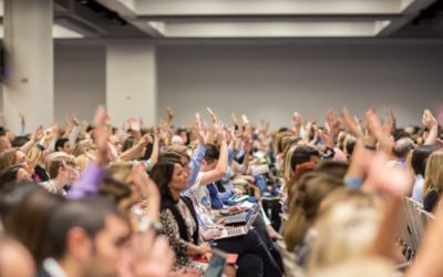 4 Reasons Why You Should Attend Social Media Marketing World